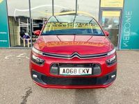 Used Citroën C4 SpaceTourer PureTech 130 HP (95 kW) 2018 Red MPV