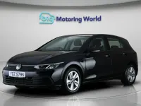 Second-hand VW Golf VIII S 108 CP (79 kW) 2022 Negru Hatchback