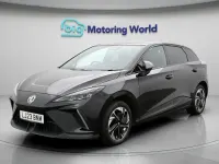 Begagnad MG MG4 EV Trophy 319 kW (435 HK) 2023 Svart Halvkombi