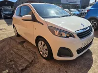 Used Peugeot 108 Active Top 68 HP (50 kW) 2015 White Hatchback