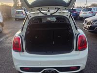 Used Mini Cooper SD Hatch 168 HP (123 kW) 2015 White Hatchback