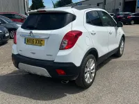 Used Vauxhall Mokka 152 HP (111 kW) 2016 White SUV