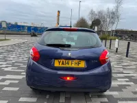Used Peugeot 208 Active 115 HP (84 kW) 2014 Blue Hatchback