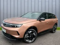 Used Vauxhall Grandland Ultimate 154 kW (210 HP) 2024 Brown SUV