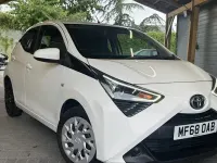 Used Toyota Aygo X-play 72 HP (52 kW) 2020 Hatchback