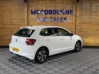 Used VW Polo SE 65 HP (47 kW) 2019 White Hatchback