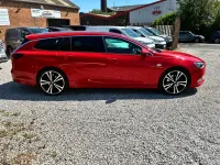 Used Vauxhall Insignia SRi 170 HP (125 kW) 2019 Red Hatchback