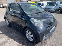 Used Toyota iQ 68 HP (50 kW) 2012 Black Hatchback