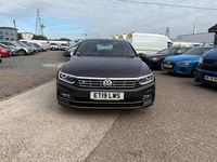 Used VW Passat R-line 150 HP (110 kW) 2019 Grey Estate