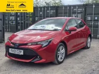 Used Toyota Corolla 122 HP (89 kW) 2021 Red Hatchback