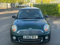 Usado Mini Cooper D Hatch 112 CV (82 kW) 2012 Verde Utilitario