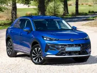 New VW T-Roc Life 116 HP (85 kW) 2026 Blue SUV