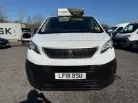 Gebraucht Peugeot Expert 115 PS (84 kW) 2018 Weiß Van