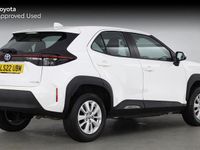 Used Toyota Yaris Hybrid 116 HP (85 kW) 2022 Pure white SUV