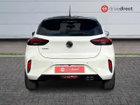 Używany Vauxhall Corsa Ultimate 130 KM (95 kW) 2023 Biały Hatchback