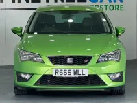 Begagnad Seat Leon FR 150 HK (110 kW) 2013 Grön Halvkombi