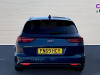 Używany Kia Ceed 138 KM (101 kW) 2019 Niebieski Hatchback