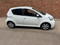Used Toyota Aygo Style 68 HP (50 kW) 2014 White Hatchback