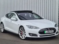 Used Tesla Model S 305 kW (416 HP) 2016 Hatchback