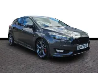 Używany Ford Focus ST-Line X 140 KM (102 kW) 2017 Szary Hatchback