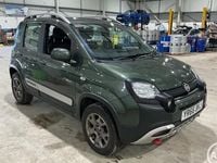 Used Fiat Panda Cross Cross 90 HP (66 kW) 2016 Green Hatchback