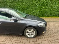 Used Volvo V40 120 HP (88 kW) 2016 Blue Hatchback