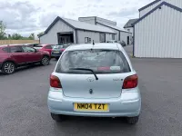 Used Toyota Yaris 65 HP (47 kW) 2004 Silver Hatchback