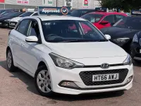 Used Hyundai i20 2016 White Hatchback