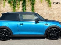 Used Mini Cooper Hatch 134 HP (98 kW) 2018 Blue Hatchback