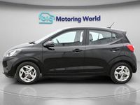 Used Hyundai i10 SE 67 HP (49 kW) 2023 Black Hatchback