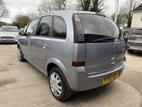 Second-hand Vauxhall Meriva 2007 Argintiu Monovolum