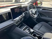 Used VW Tiguan R-line 272 HP (200 kW) 2025 Persimmon red metallic SUV