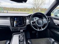 Usado Volvo S90 R-Design 190 HP (139 kW) 2018 Prateado Sedan