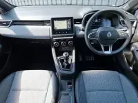 Used Renault Clio Techno 90 HP (66 kW) 2025 Grey Hatchback