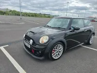 Usado Mini John Cooper Works Hatch 211 CV (155 kW) 2011 Negro Utilitario