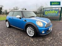 Begagnad Mini Cooper Hatch 122 HK (89 kW) 2011 Blå Halvkombi