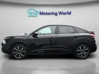 Used Citroën e-C4 Shine 100 kW (136 HP) 2022 Black Hatchback