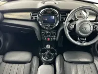 Used Mini Cooper S Exclusive 189 HP (139 kW) 2019 White Hatchback
