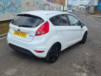 Used Ford Fiesta 82 HP (60 kW) 2012 White Hatchback