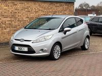 Used Ford Fiesta Titanium 94 HP (69 kW) 2008 Silver Hatchback