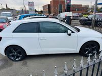 Used Audi A3 Sport 115 HP (84 kW) 2016 White Hatchback
