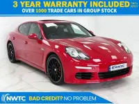 Used Porsche Panamera 300 HP (220 kW) 2014 Red Hatchback