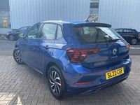 Used VW Polo Life 95 HP (69 kW) 2023 Blue Hatchback