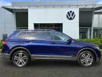 Used VW Tiguan Allspace Elegance 150 HP (110 kW) 2024 Blue SUV
