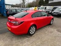 Used Vauxhall Insignia SRi 140 HP (102 kW) 2015 Red Hatchback