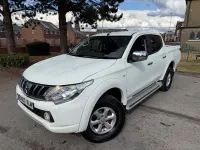 Used Mitsubishi L200 2017 White Pickup