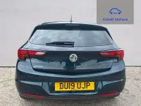 Used Vauxhall Astra Design Edition 125 HP (91 kW) 2019 Green Hatchback