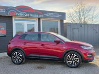 Used Vauxhall Grandland X Elite 130 HP (95 kW) 2018 Red SUV