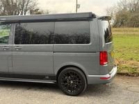 Begagnad VW Transporter 2023 Grå Van