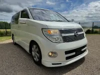 Used Nissan Elgrand 2008 White